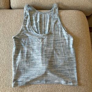 workout tank top
